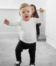 toddler dancing 