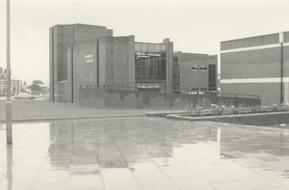 Archive black and white photo of Winsford Library 