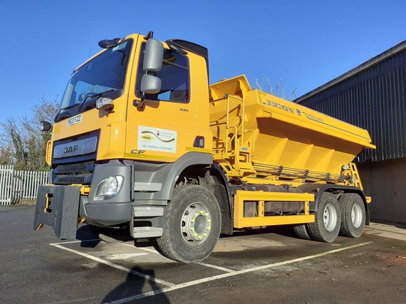 CWC gritter