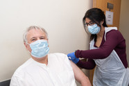 Cllr Duggins getting the vaccine