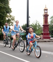 Happy_cycling_Stoke_Green_clock