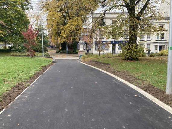 An image of a widened shared footpath and cyclepath on Greyfriars Green looking towards the Starley Status