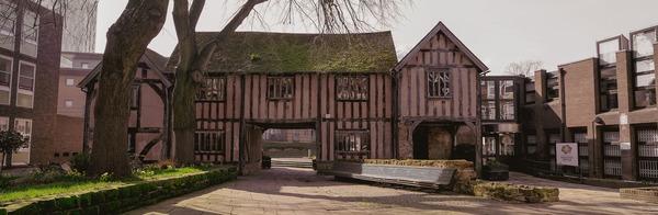 Cheylesmore_Manor_House-BANNER