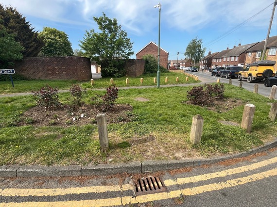 Bollards and planting Manor Community School