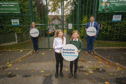 SmokeFree school gates 