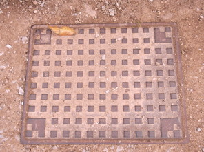 Grid manhole cover