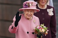 Queen Elizabeth II official platinum jubilee pic