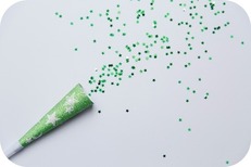 Party blower with sequins coming out