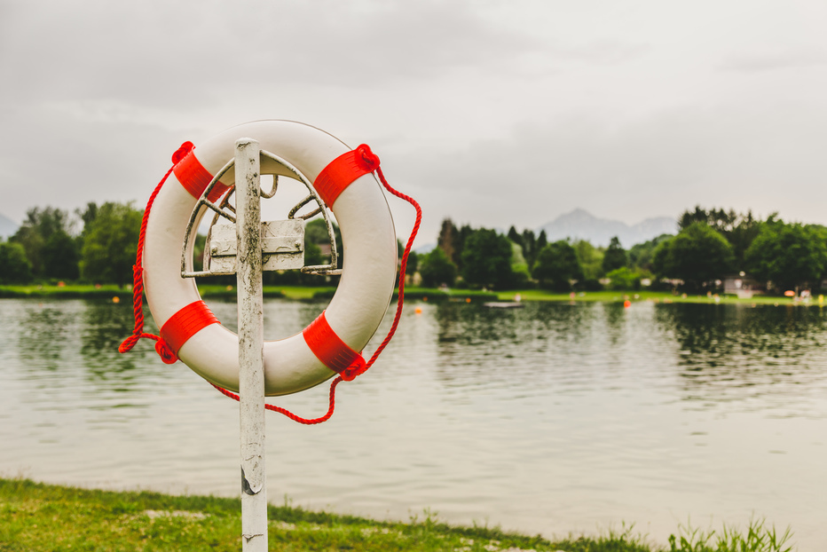 water river drowning swimming life buoy ring lifebuoy