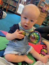 Bubbles and Babies session at Bolsover library 2024