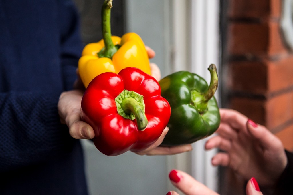 Exchanging peppers at the door