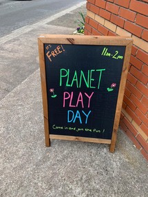 PLANET PLAY DAY ADVERT