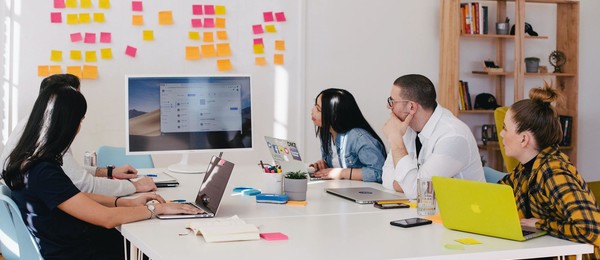 employees looking at a presentation