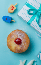 Hannukah icons, candles and presents