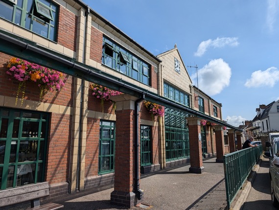 Image of the Barnstaple Bus Station building