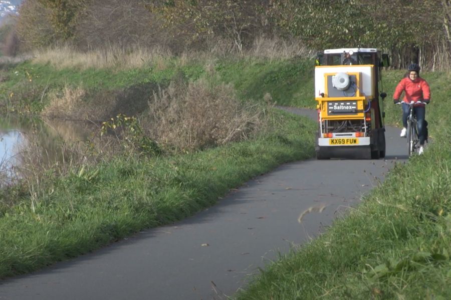 de-icing cycling routes in Exeter