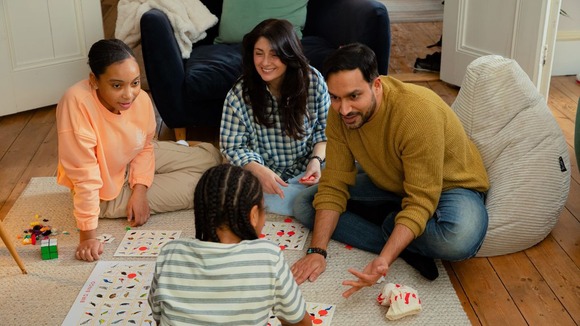 Foster care family (Image from DfE)