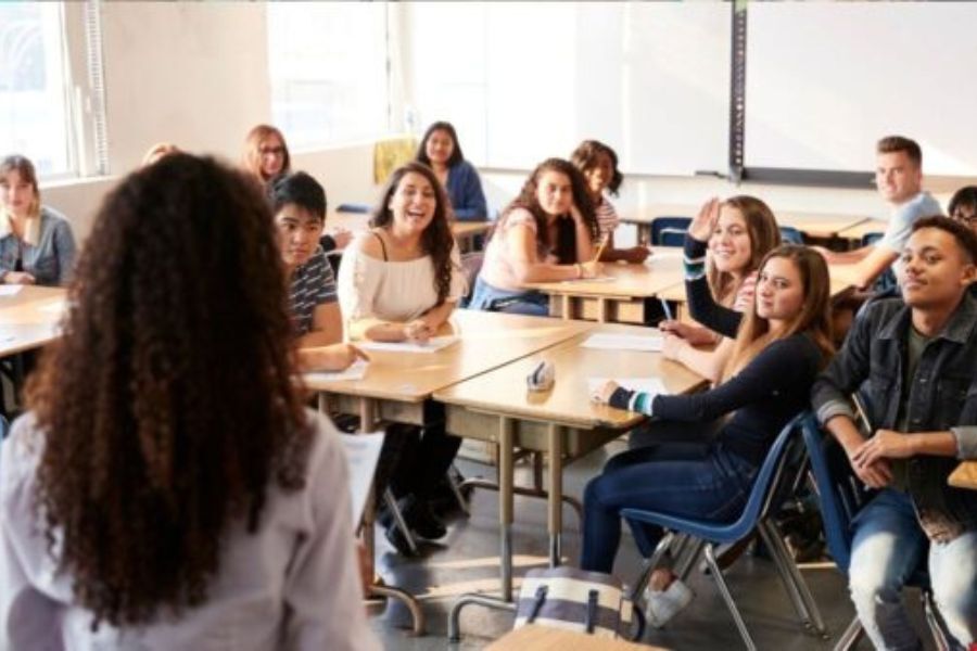 a class of teenagers at college