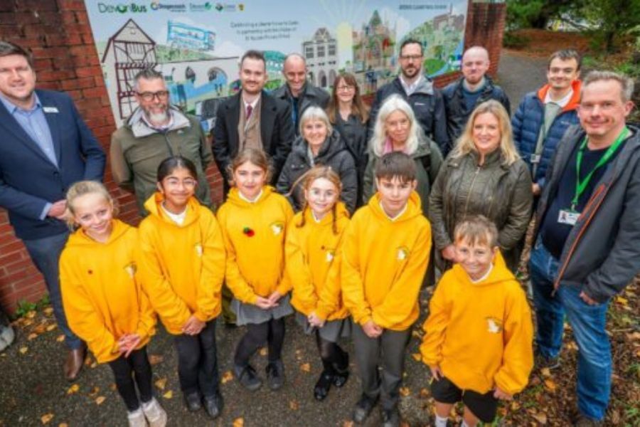 A mural created by local school children from St Nicholas Primary School, in Exeter, has been unveiled at Honiton Road Park and Ride