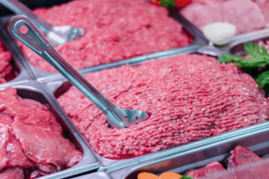 A tray of minced meat at a butchers
