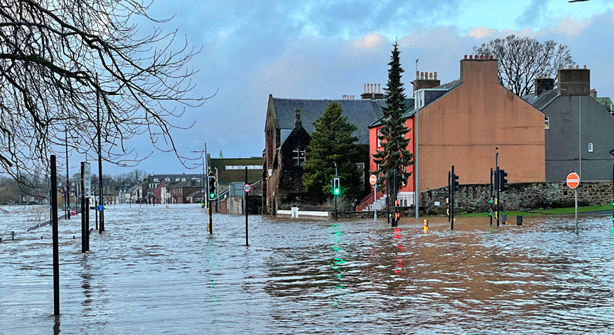 Flooding on the Whitesands, Dumfries.