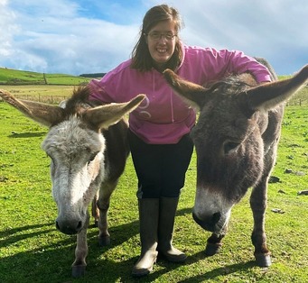 Animals supporting people