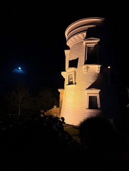 museum by night