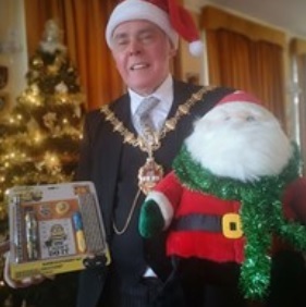 Mayor - operation santa 