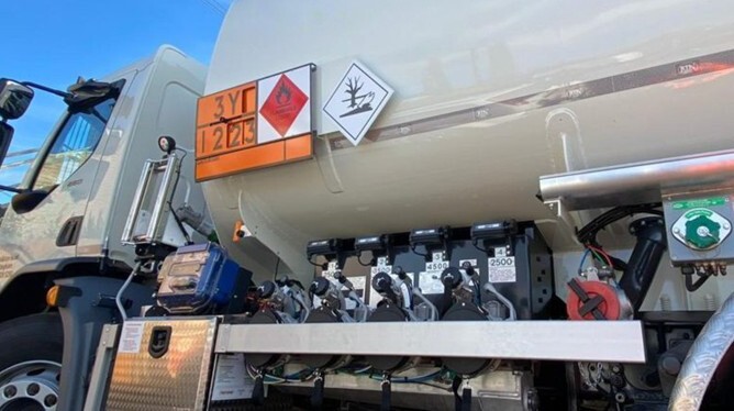 tanker carrying hydrogen