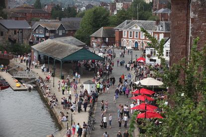 Exeter Quayside - busy 