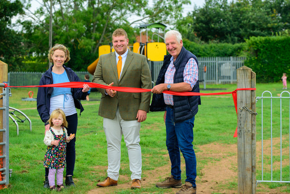 Councillor Charlotte Fitzgerald, her daughter, Councillor Henry Riddell and Councillor Geoff Jung. Photo credit: Ihor Andriienko