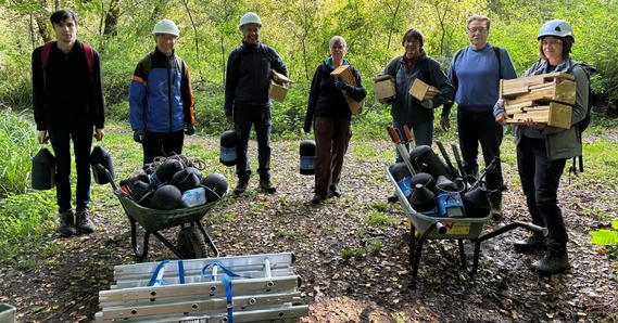 Countryside Team / Axe Vale & District Conservation Society with the bat boxes at Holyford Woods
