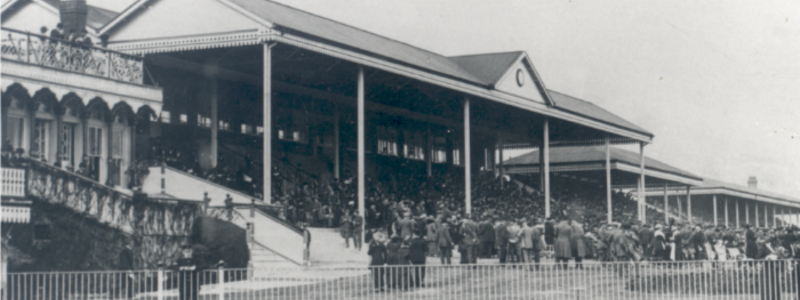 Black and white image of Molesey Hurst race course
