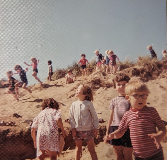 Historical photograph of school children