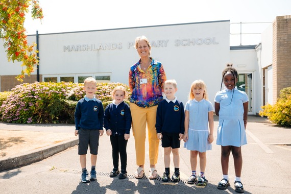 Marshlands Primay School Solar Installation Cllr A & children