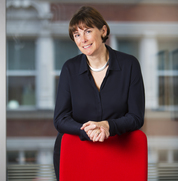 Cadeirydd yr Asiantaeth, Heather Hancock