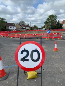 Highworth Avenue/ Elizabeth Way roundabout