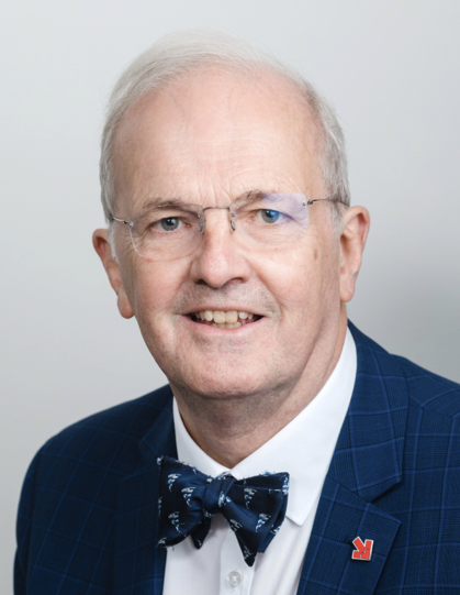 Photo of Dr Philip Lewis