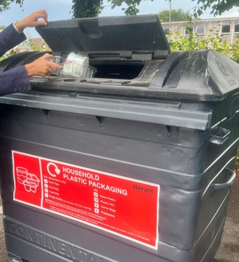 Plastic recycling bin