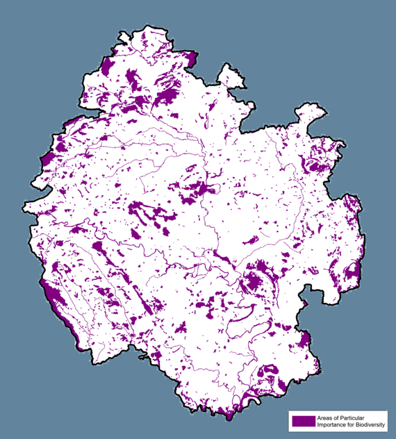 A map of Herefordshire highlighting the areas of particular importance for biodiversity in purple. 