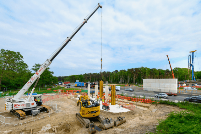 M25 juncton 10 - Wisley Lane bridge construction looking from RHS May 2023