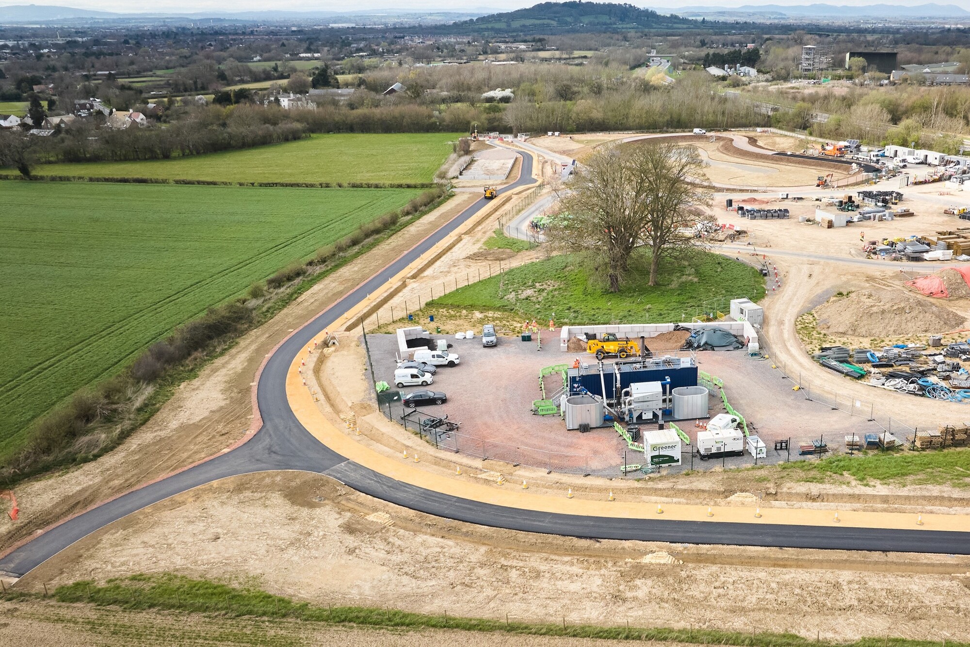 The study produced five tonnes of biochar on site, which is a saving of 13 tonnes of CO2 – the equivalent of roughly 5 flights from London to Perth