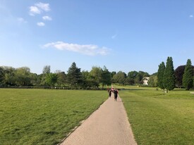people jogging in horsham park 