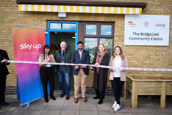 Council Leader Shantanu Rajawat (centre) joins local MP Ruth Cadbury (second left) launch the exciting new digital hub.