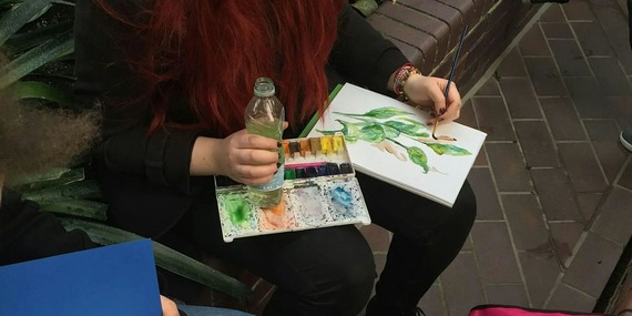 Creative Walk led by The Travelling Drawing Club