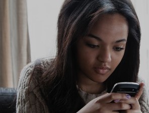 Self isolate graphic May 2020