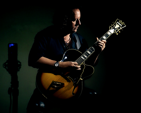 Mark Etheringtron jazz musician at Fairkytes