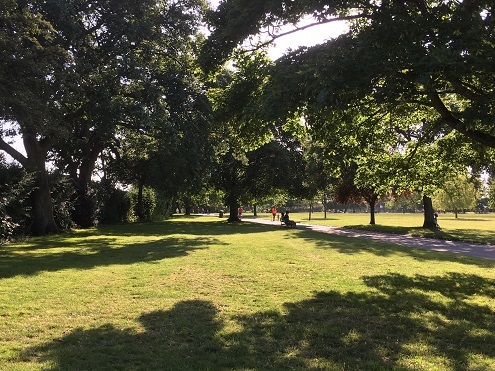 A Havering Park in sunshine June 2020