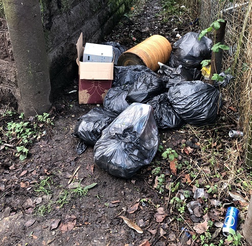 Dumped rubbish Romford 2021