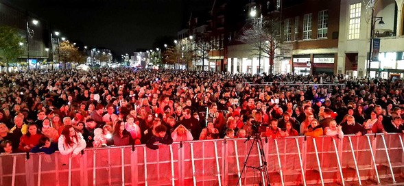 romford lights 2021 crowd